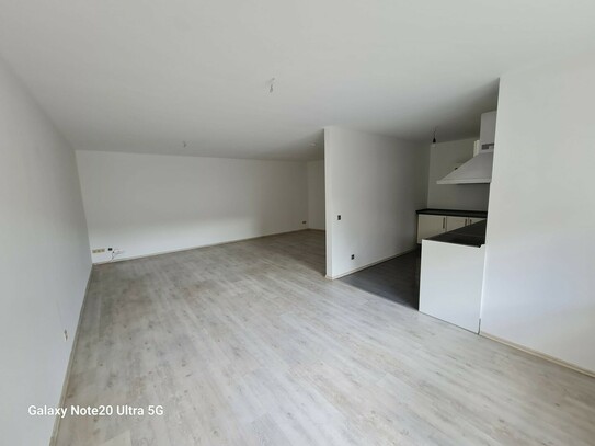 Weddelbrook - Moderne renovierte zwei Zimmer EG Wohnung mit Terasse ab sofort