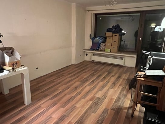 BENSBERG, Frankenforst, schöne 3-Zimmer-Wohnung im EG mit ca. 70 m² Wfl. EBK, GWC, Terrasse, Keller