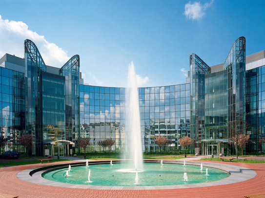 Repräsentative Büroflächen in Oberkassel zur Miete. Repräsentativer Büropark, modernste Ausstattung