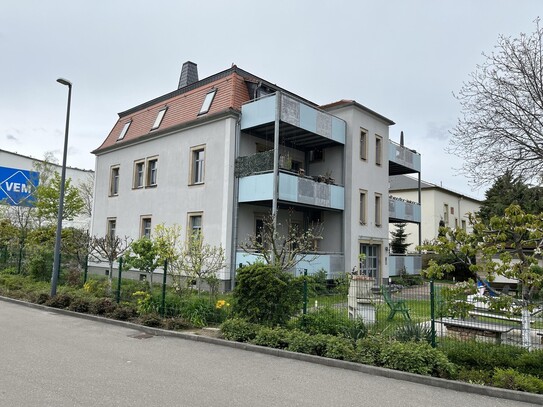 ERSTBEZUG! Sanierte 4-Zimmer-Maisonette-Wohnung mit Balkon + Fußbodenheizung
