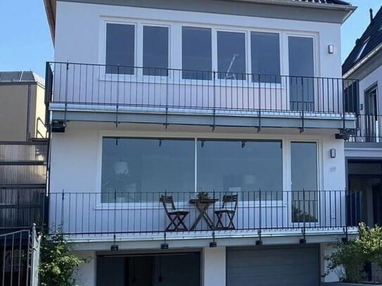 zentrale Wohnung mit Hafenblick am Denkmalsplatz