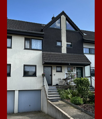 Gepflegtes Reihenmittelhaus mit Garten und Garage in verkehrsberuhigter Lage von Geilenkirchen