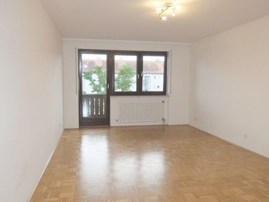 20_WO2000_1_N Ruhiges, sonniges 1-Zimmer-Appartement mit Südbalkon / Neutraubling