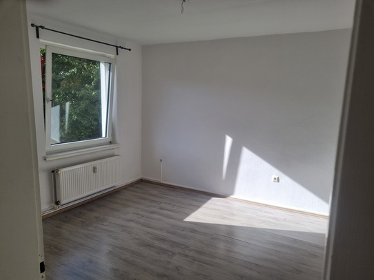 Tolle 4-Zimmer-Wohnung mit 2 Bädern im 1. OG in 31089 Marienhagen
