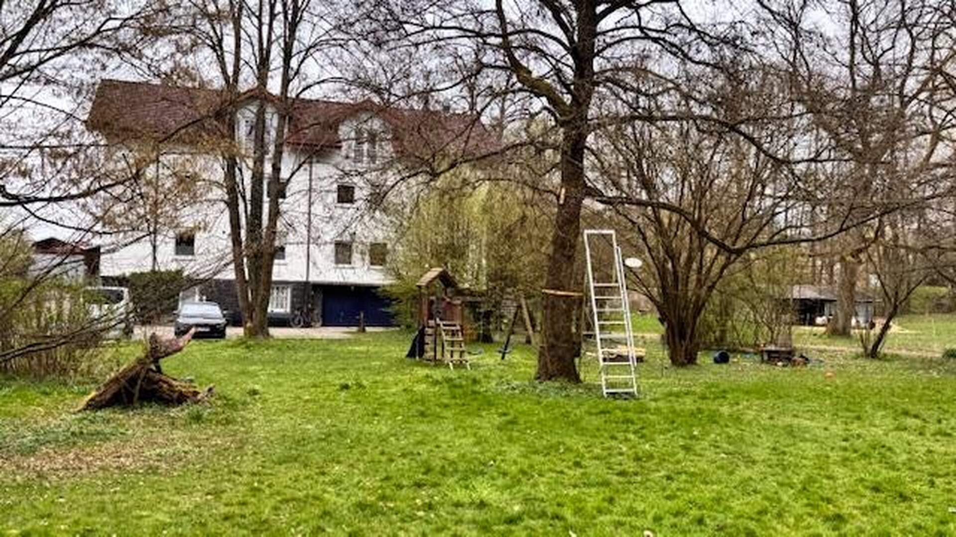                                                               Gro&szlig;e Wohnung zu vermieten                                                       in Allendorf (Lumda) (Gießen)