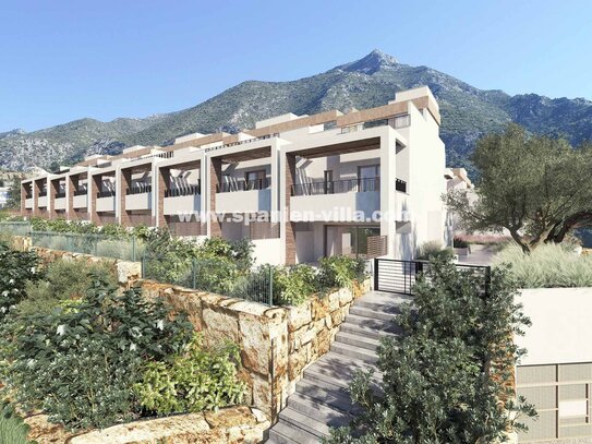 Bei MARBELLA - Exklusive NEUBAU-Reihen-Villen zwischen Bergen und Meer