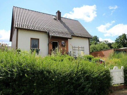 Schnuckeliges Einfamilienhaus mit schönem Garten in ruhiger Lage