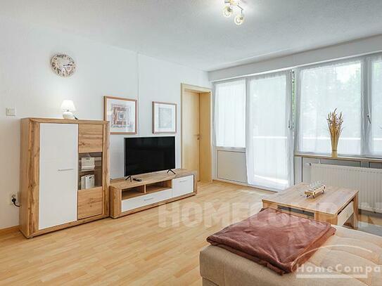 Modern möblierte 3-Zimmer-Wohnung mit Balkon in Freimann