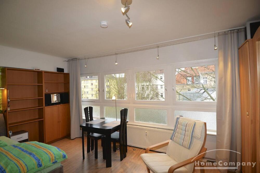 Ruhige, helle 1-Zimmer-Wohnung in Berlin Steglitz, möbliert - Photo 1