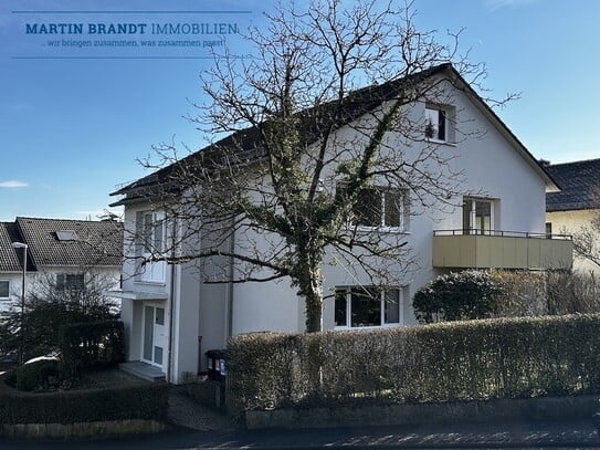 Wunderschöne 3 Zimmer Wohnung mit Einbauküche, 
Terrasse und Gartenanteil in Wiesbaden-Naurod