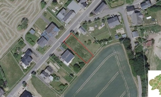 Large building plot in hillside location in the village center of Würrich