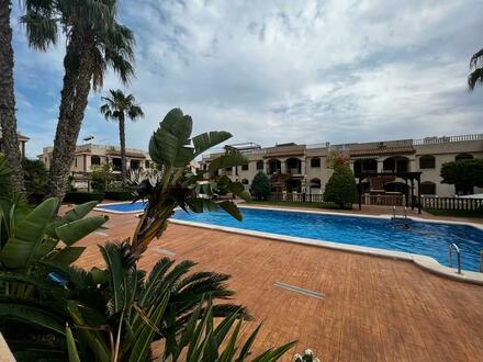 Bungalow in Torrevieja with 2