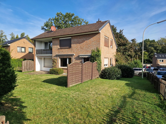 Freistehendes Einfamilienhaus mit Garage in Wegberg-Tetelrath, nähe Brüggen und Niederkrüchten