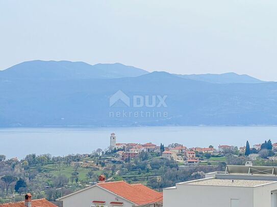 OPATIJA, BRSEČ – Baugrundstück von 1100m2 mit direktem Blick auf das Meer in ruhiger Lage