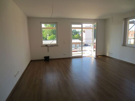 Schicke moderne 4-Zimmer-Wohnung, Erdgeschoss, Terrasse - Innenstadt