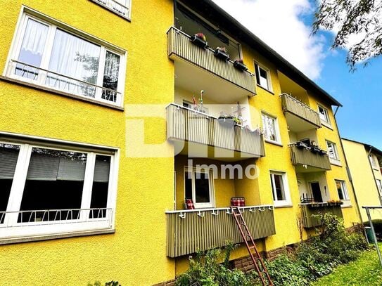 Helle Vierzimmerwohnung (Hochparterre) mit Balkon in Traumlage