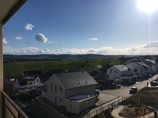 saniertes und komplett möbliertes Appartement mit Aussicht in Heimsheim