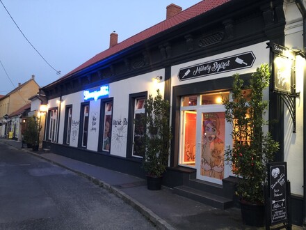 IHR UNGARN EXPERTE Gemütliches Lokal in Zentrumsnähe von Keszthely