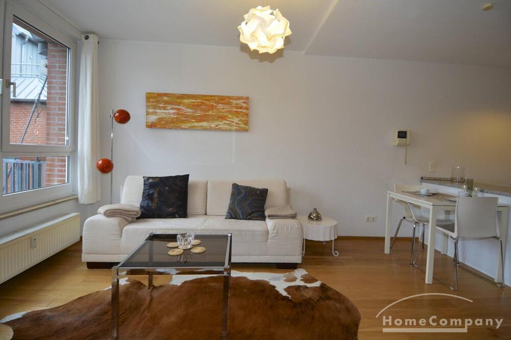 Helle und schöne 2 Zi Wohnung mit Balkon in Prenzlauer Berg - Foto 1