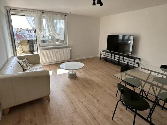 Möblierte 2-Zimmer-Wohnung mit Balkon und EBK in Berlin