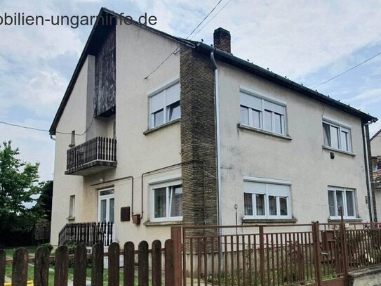 Einfamilienhaus mit Wald in einer Kleinstadt am Plattensee zu verkaufen