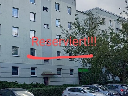 Im Grünen gelegene 3-Zimmer-EG-Wohnung mit Balkon in Potsdam Waldstadt II