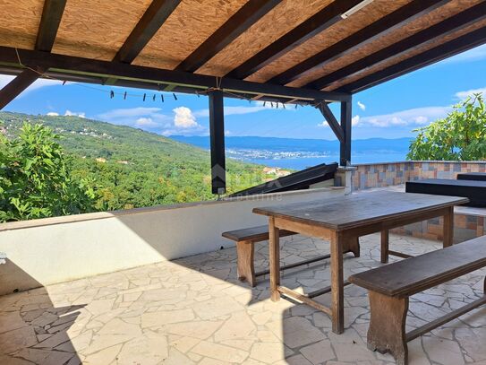 OPATIJA, LOVRAN - Wohnung 33 m2 mit Terrasse und Meerblick