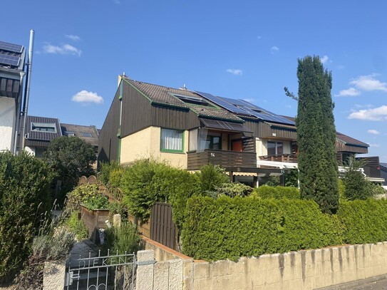 Schönes Reiheneckhaus mit Garten, TG und Stellplatz in Ehningen