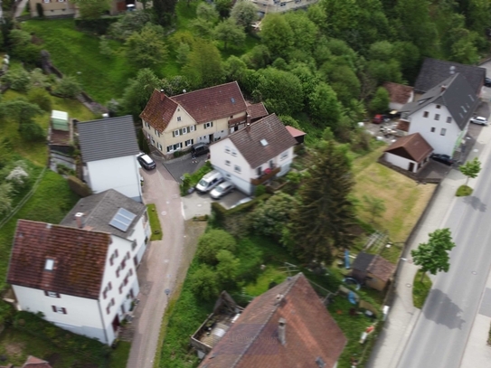 EBHAUSEN - MEHRFAMILIEN - WOHNHAUS MIT 2 KLEINEN UND 1 GROSSER SANIERTEN WOHNUNG - DG AUSBAUBAR!