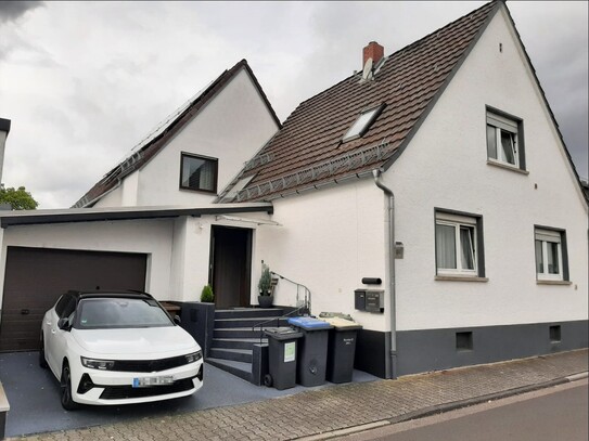 Charmantes freistehendes Ein(Mehr)familienhaus in Raunheim