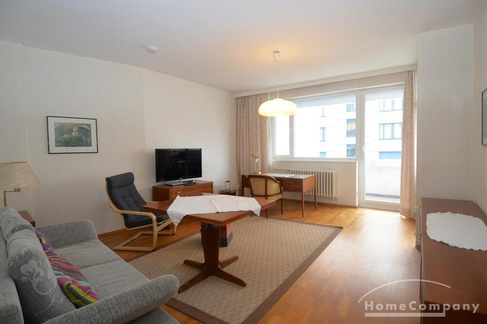 Helle, möblierte 2-Zimmer-Wohnung am Olivaer Platz, Berlin-Charlottenburg - Photo 1