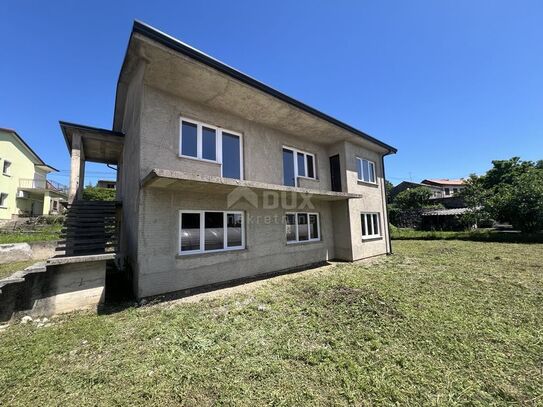 MATULJI - Einfamilienhaus, 254 m2, 2 Wohnungen!!