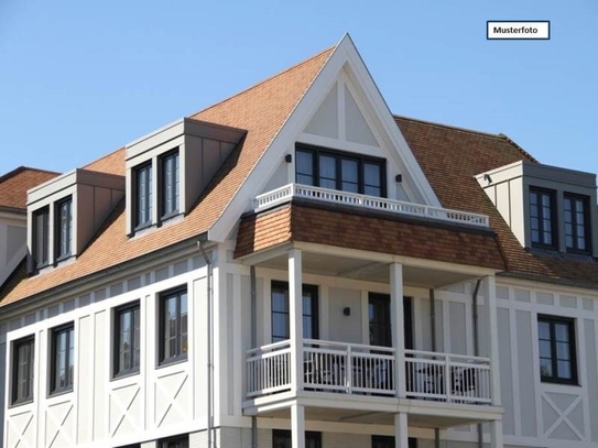 Mehrfamilienhaus in 78733 Aichhalden, Zollhausstr.
