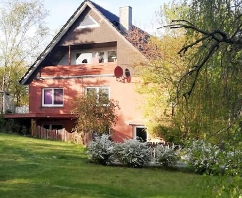 PROVISIONSFREI ! Attr. vielseitig 3-Fam-Haus als Kapitalanlage/Selbstnutzung auf parkähnl.Grundstück
