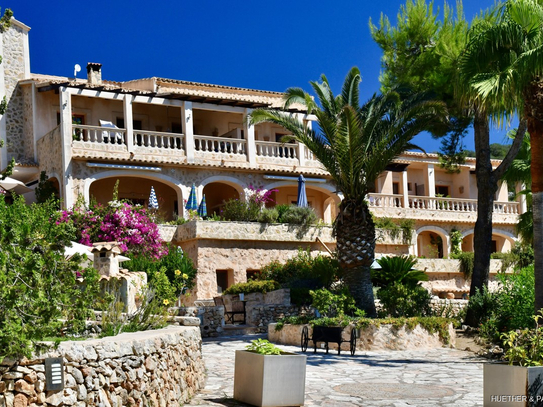 Finca-Anwesen in traumhafter Lage mit Meerblick aus jedem Zimmer