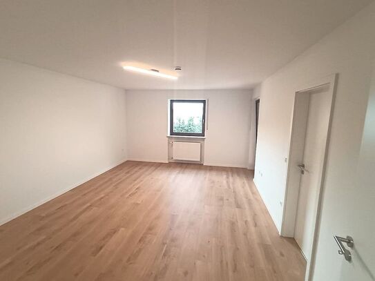 Neu renovierte 1- Zimmer Wohnung mit Balkon