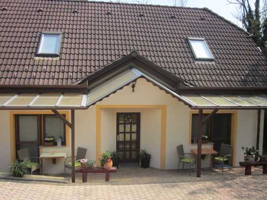 Familienhaus mit Ferienwohnungen