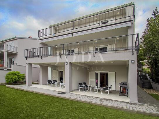 Wohnung Crikvenica, 136,39m2