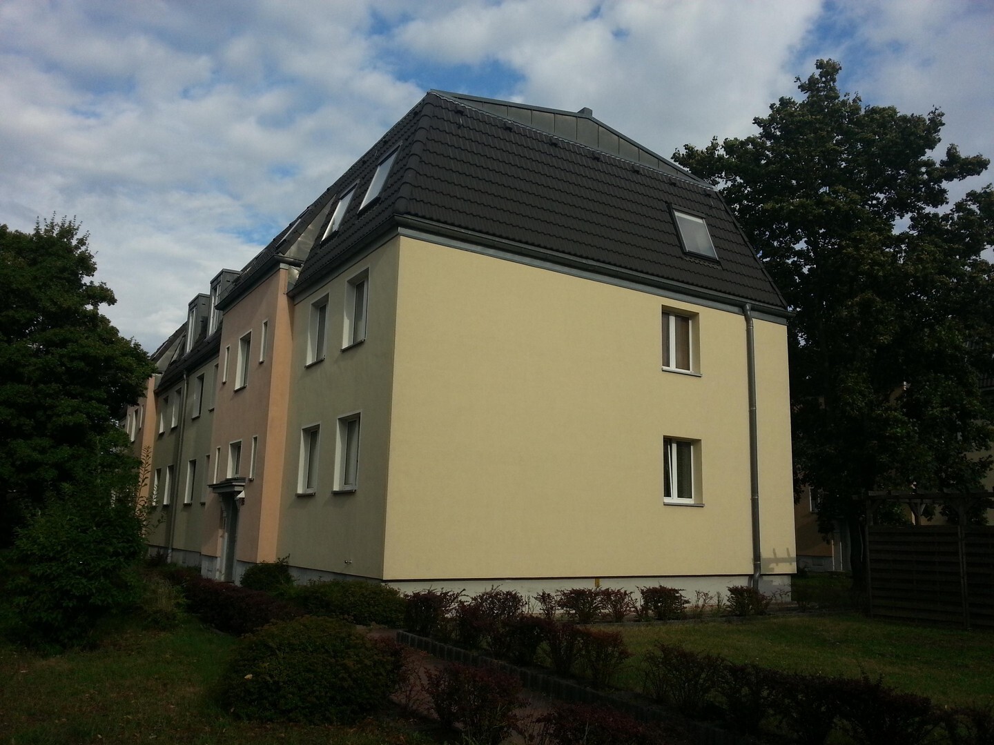Dachgeschosswohnung sucht neuen Mieter. - Photo 1