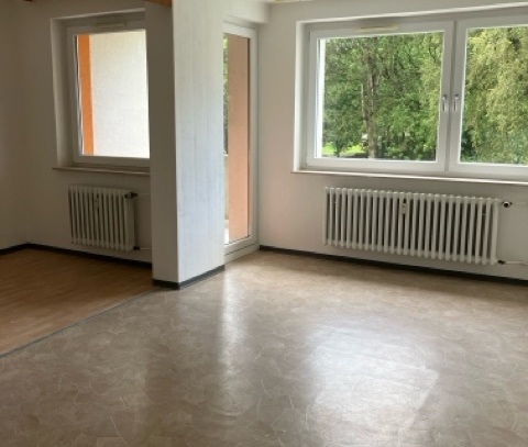 geschmackvolle 2 Zimmer Wohnung mit Balkon zum 01.10.2024