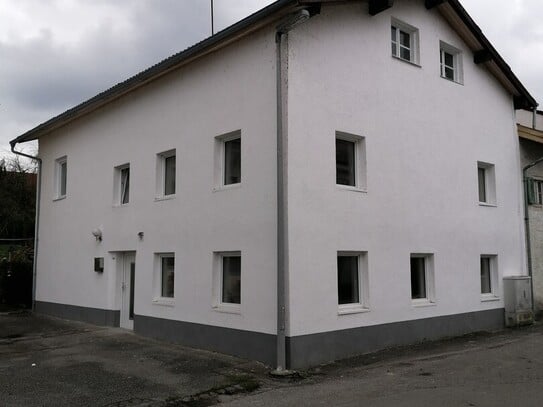 Vollständig renoviertes und modernisiertes 5-Zimmer-Einfamilienhaus in Eichendorf