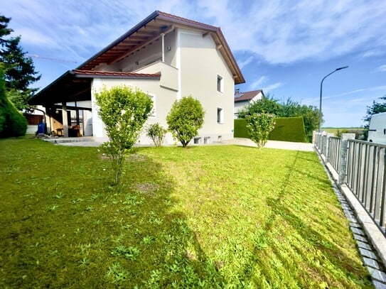 Schönes Haus mit 2 Wohneinheiten, großem Garten und Erweiterungspotenzial