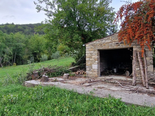 ISTRIEN, GRAČIŠĆE – Steingebäude mit einem geräumigen, abgelegenen Grundstück