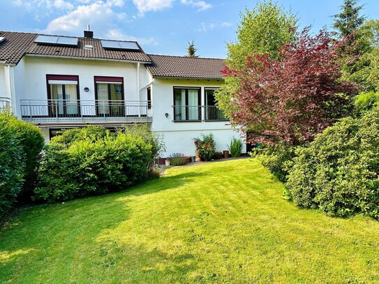 Doppelhaushälfte in Hachenburg mit 1000m² Grundstück