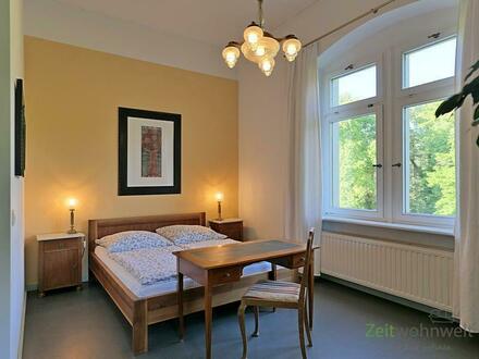 (EF0603_M) Dresden: Kleinzschachwitz, möbliertes Apartment mit großem Balkon in der Therese-Malten-Villa an der Elbe.