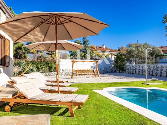 ISTRIEN, BUJE - Freistehendes Haus mit Pool und Meerblick