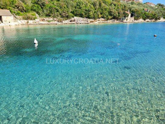 Erste Linie zum Meer Haus mit Bootsanlegeplatz auf der Insel Korcula