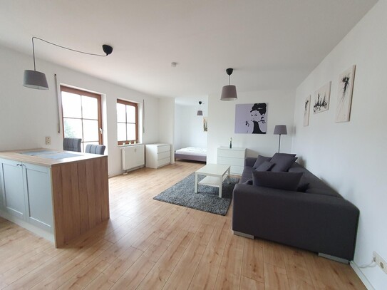 Möblierte 1,5-Zimmer-Wohnung mit Balkon, EBK und Tageslicht-Bad in Leegebruch