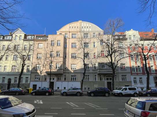 Große 3-Raumwohnung mit Balkon im Zentrum von Gohlis