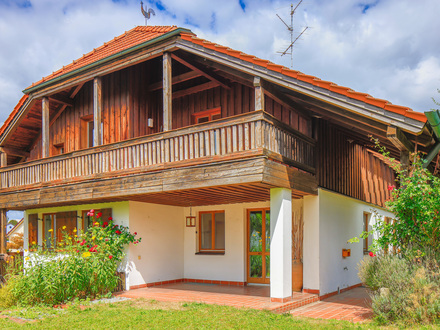 ***NEU***EXKLUSIV***EXTRAVAGANTES LANDHAUS – EIN EINFAMILIENHAUS - MIT CA. 330 M² WOHNFLÄCHE - MIT GROßEM GRUNDSTÜCK -…
